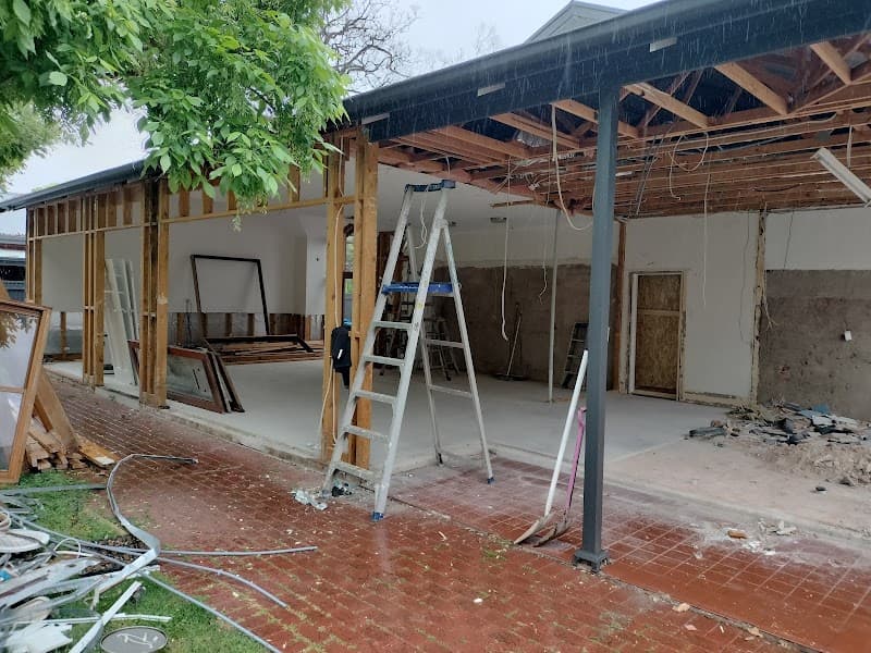 Cosmay Contracting asbestos removal work in Elizabeth Park