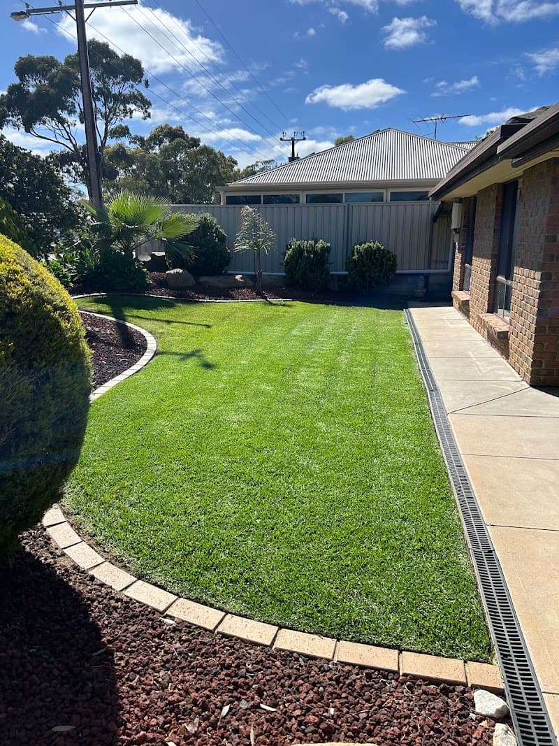 Country Mowing and Gardening lawn care work in Lyndoch