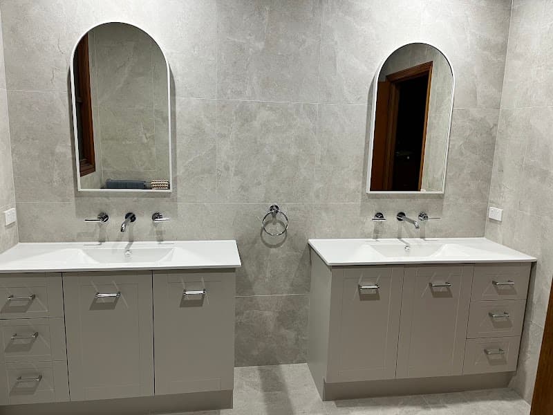 Craig Thorne Tiling Pty Ltd Registered Builder BKL bathroom renovation work in Ballarat Central