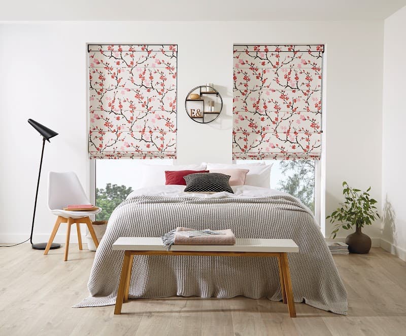 Crawley Blinds and Awnings curtains & blinds work in Kirwan