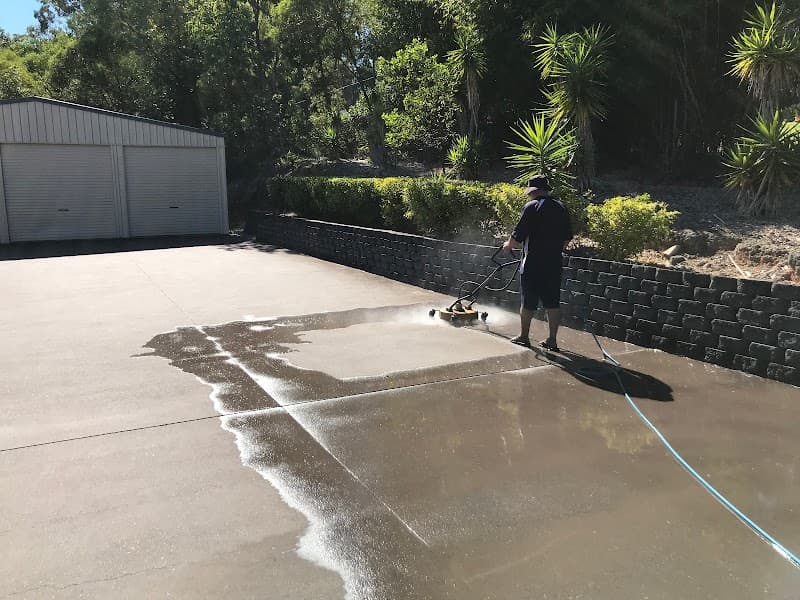 Crystal Clear Home Services Pty Ltd cleaning work in Capalaba