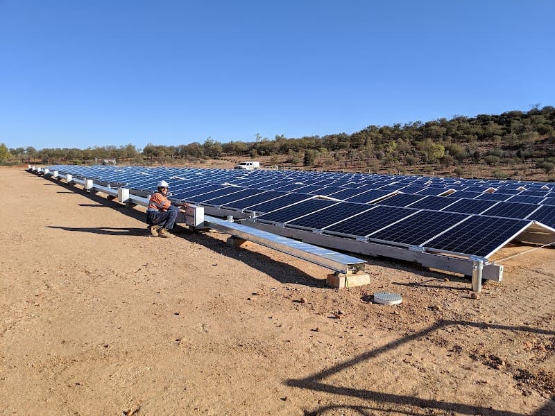 CSE Linked solar panel installation work in Paget