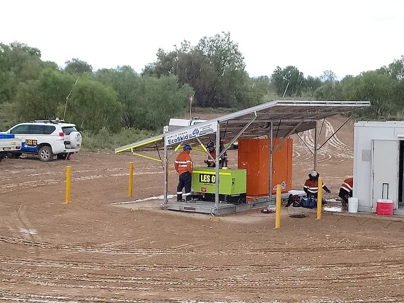 CSE Linked solar panel installation work in Paget