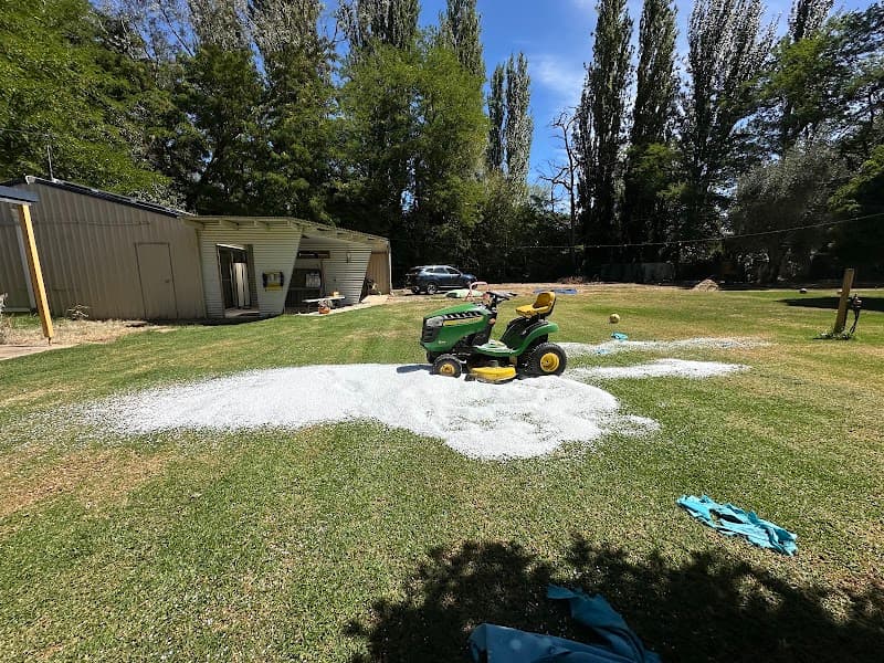 Curlys Mowing lawn care work in Lavington