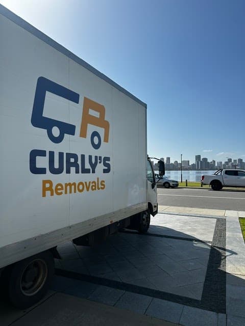 Curly's Removals removalist work in Busselton