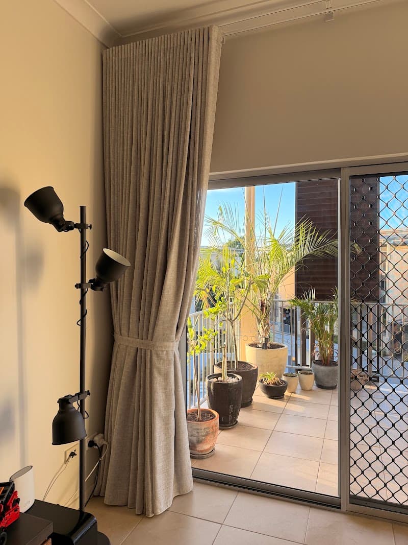 Curtain Elegance curtains & blinds work in Underwood