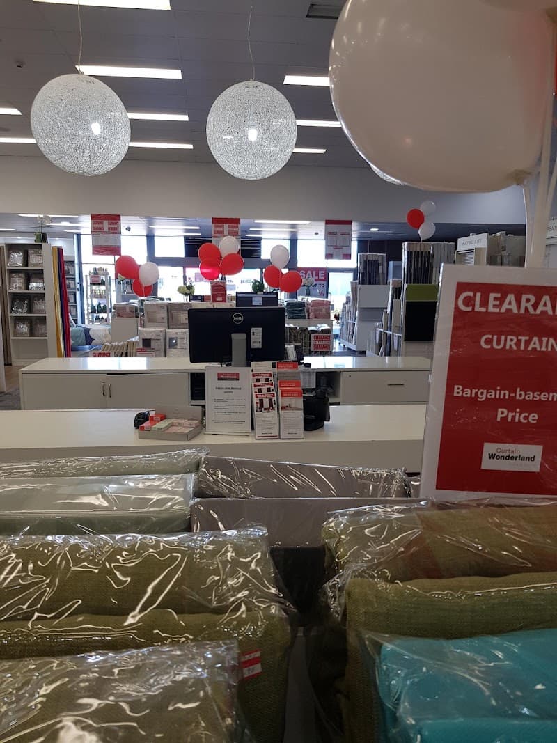 Curtain Wonderland Townsville curtains & blinds work in Garbutt
