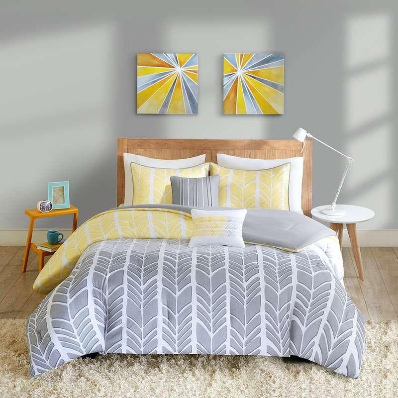 Curtain Wonderland Townsville curtains & blinds work in Garbutt