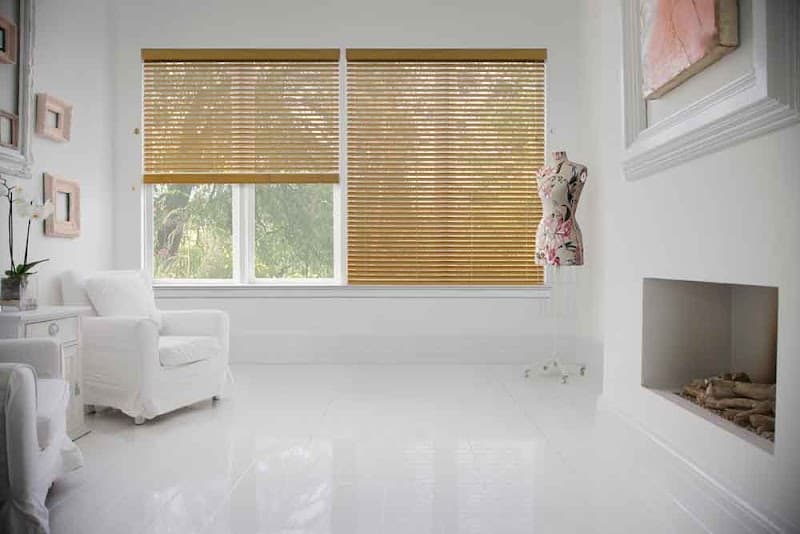 Curtain World curtains & blinds work in Withcott