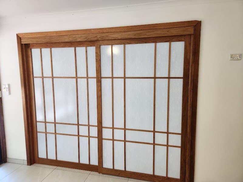 Curtains On Cavenagh curtains & blinds work in Berrimah