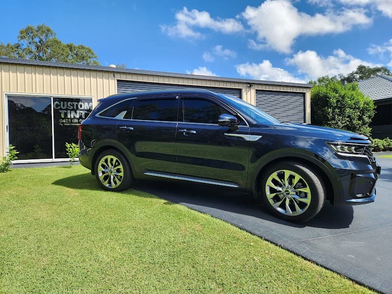 Custom Tint window tinting work in Pine Mountain