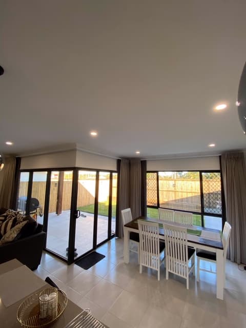 Custom Window Furnishings curtains & blinds work in Sumner