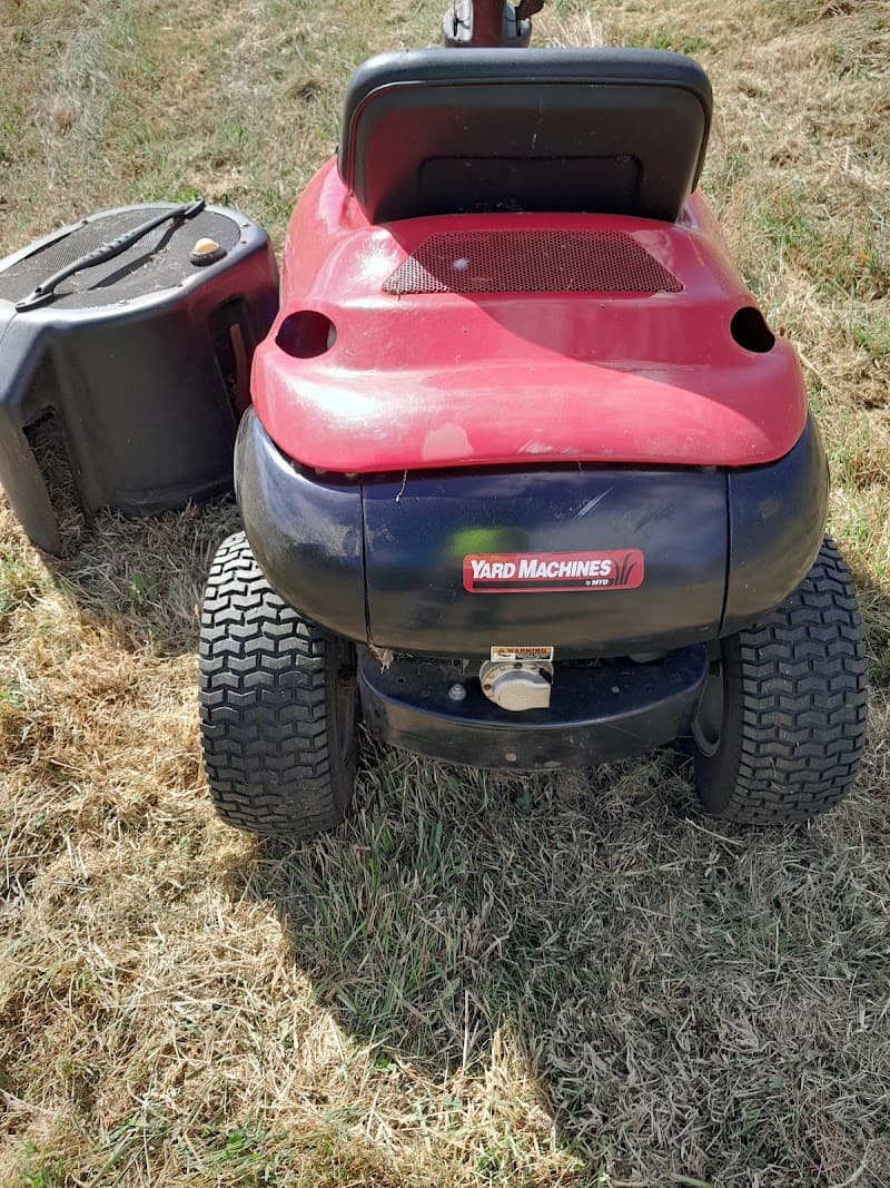 Cutting Edge Lawn Care & Maintenance ts lawn care work in West Ulverstone