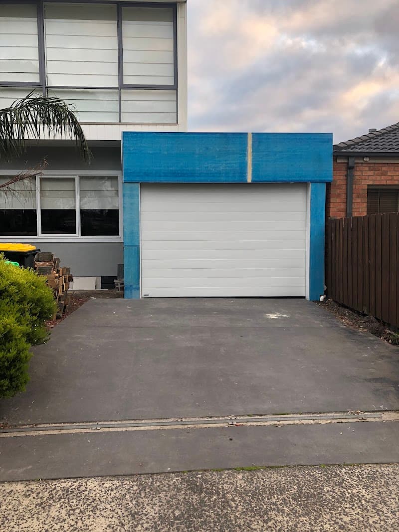 CV Garage Doors garage doors work in Patterson Lakes
