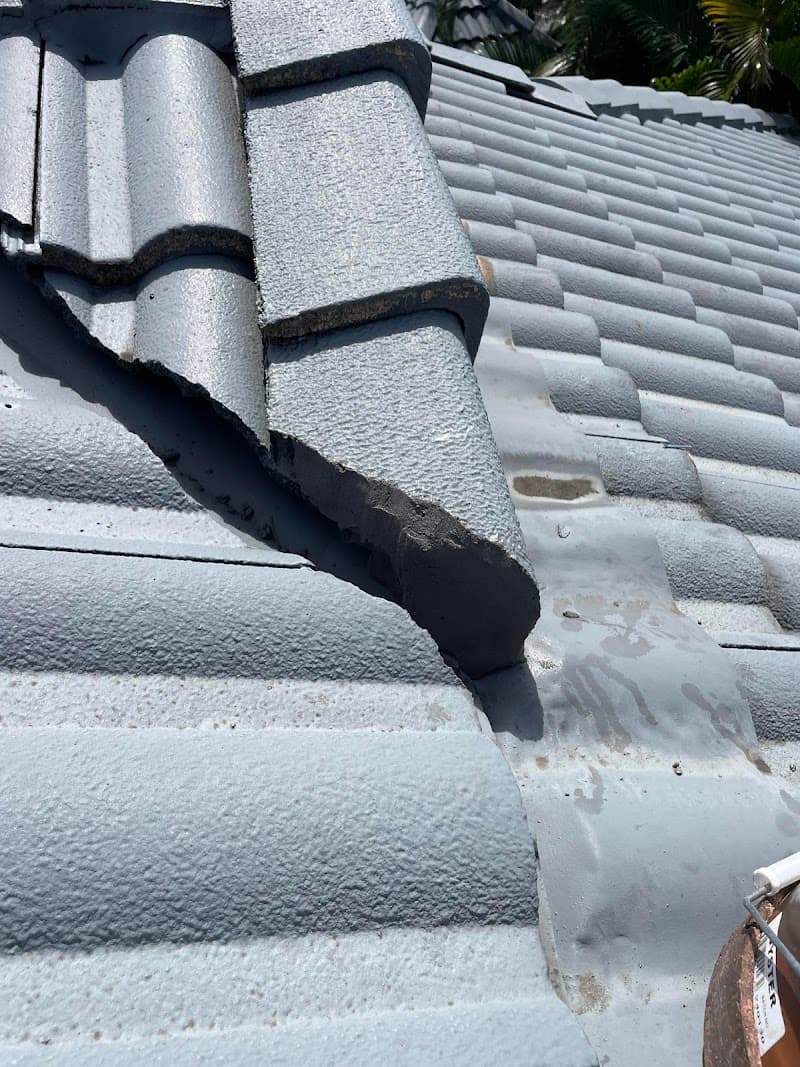 D & L Roofing roofing work in Mermaid Waters