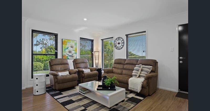 D-Blinds (Downs Awning & Blinds Centre) curtains & blinds work in Wilsonton