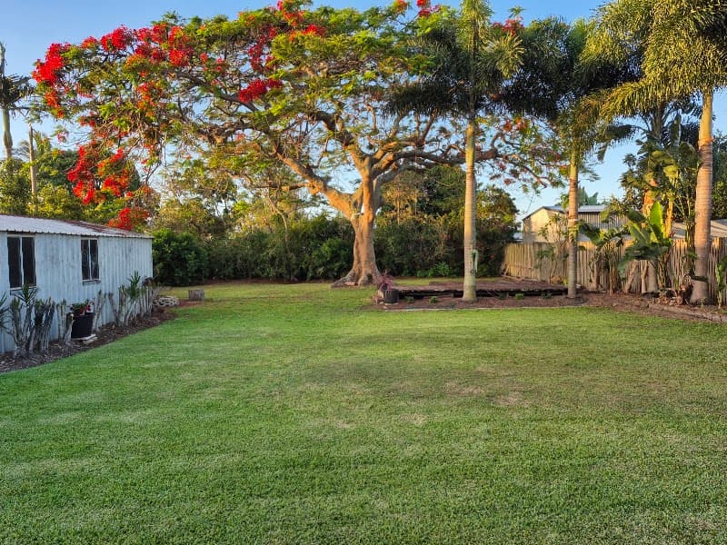 Dahms Lawn and Garden Care gardening work in Walkervale