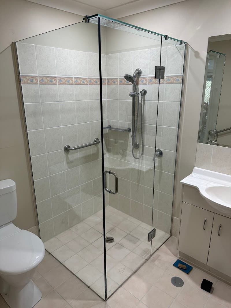 Darling Downs Glass & Security glass & glazier work in North Toowoomba