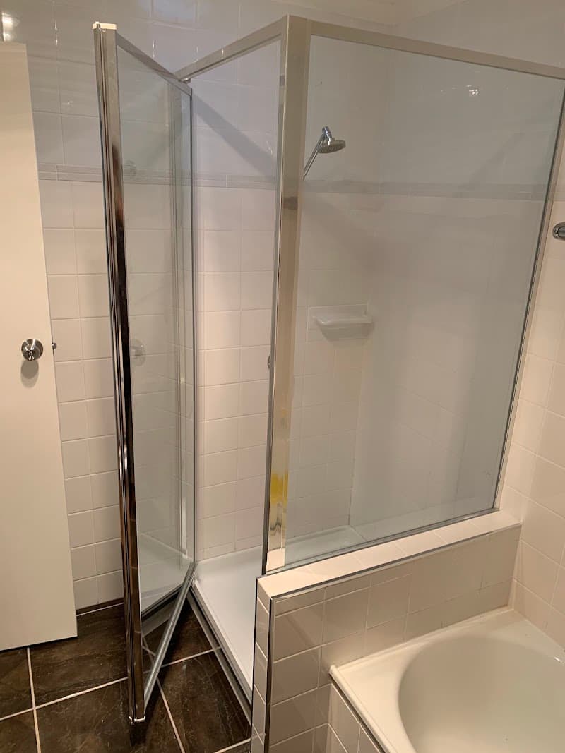 Darling Downs Glass & Security glass & glazier work in North Toowoomba