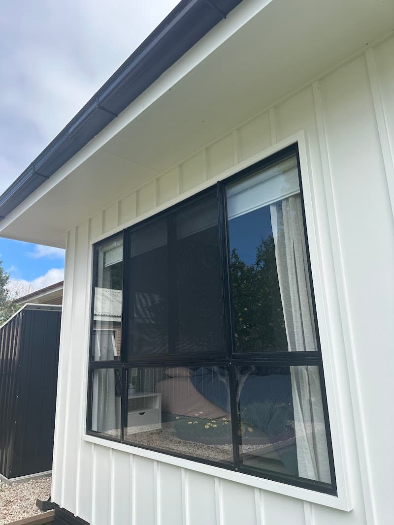 Darling Downs Glass & Security glass & glazier work in North Toowoomba