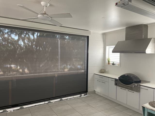 Darren's Blinds Shutters & Curtains curtains & blinds work in Kunda Park