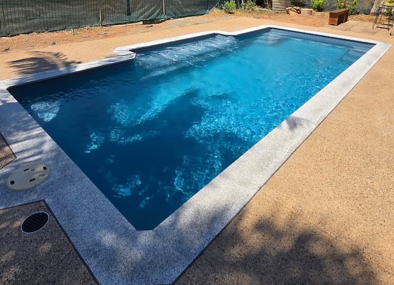 Darwin Fibreglass Pools & Spas pool builder work in Winnellie