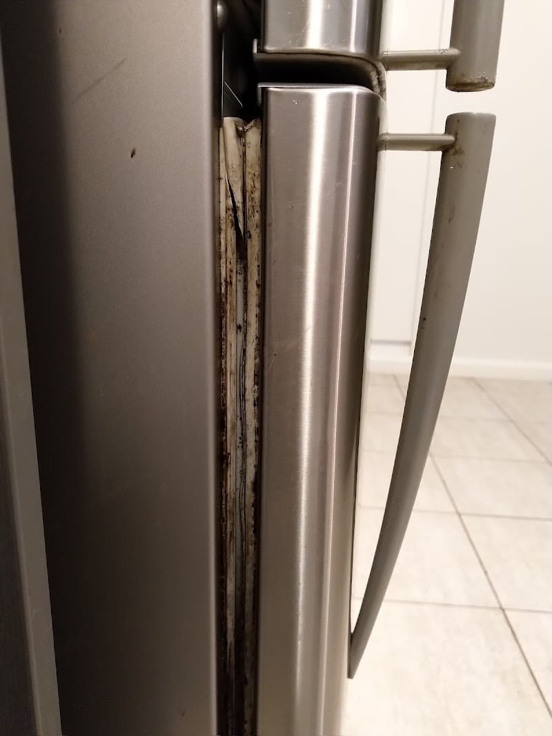 Darwin Mobile Fridge Seals appliance repair work in Fannie Bay