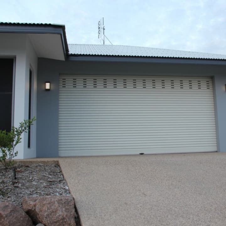 Darwin Roller Door Services garage doors work in Tivendale