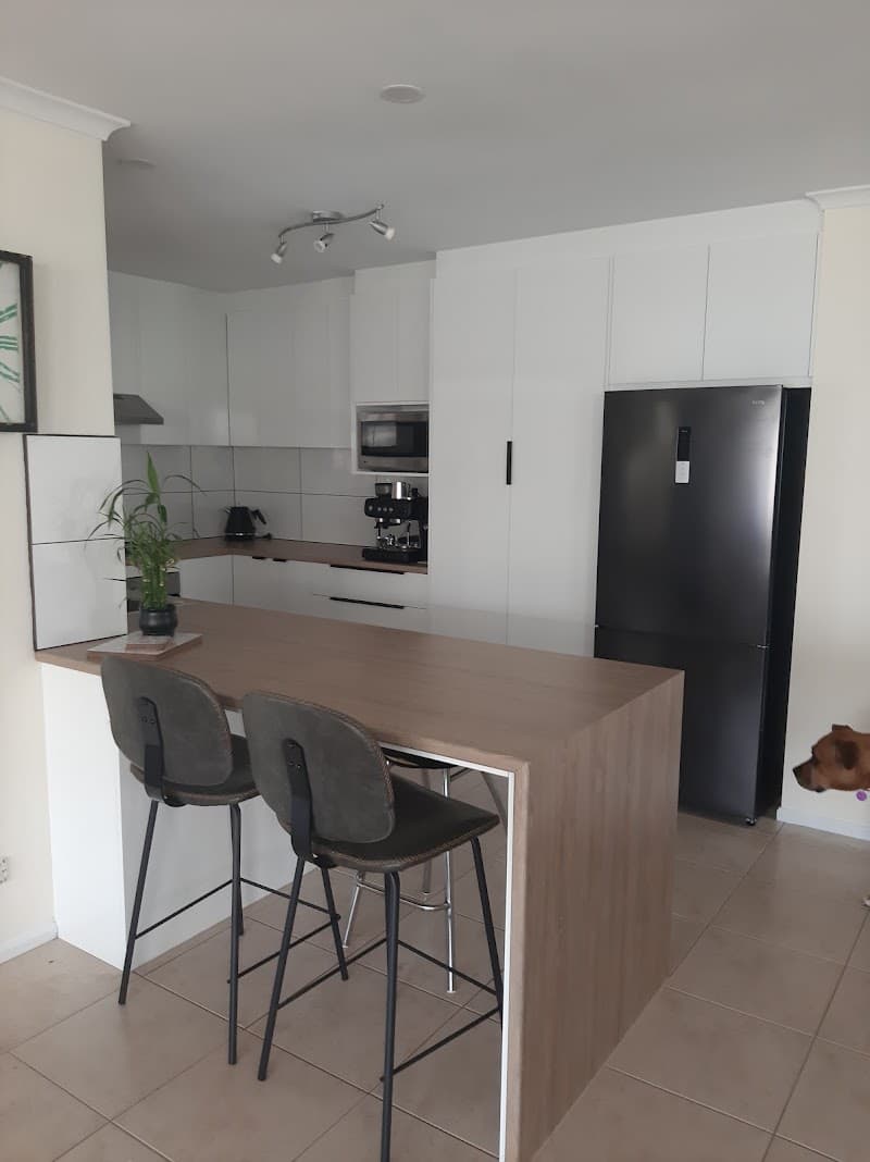 DCR Kitchens & Counters kitchen renovation work in Hackham