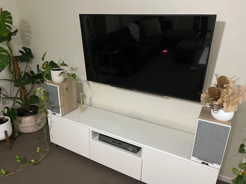 Dead Level TV Installation antenna & tv work in Kingston