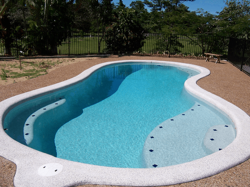Dean Thomas Pools pool builder work in Manunda