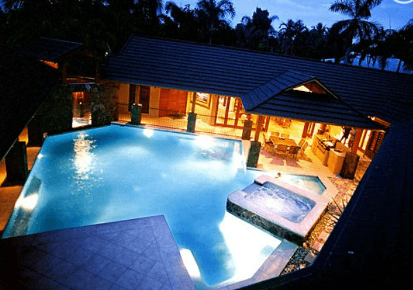 Dean Thomas Pools pool builder work in Manunda