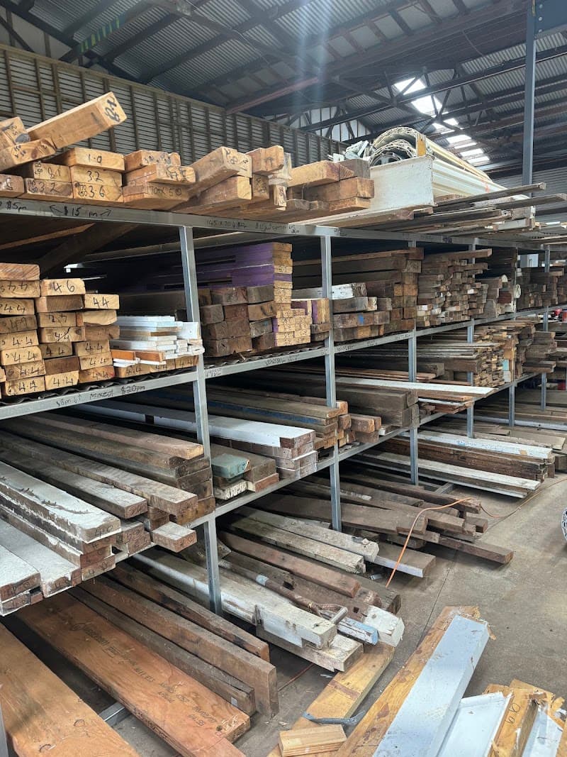 Deano's Timber Yard demolition work in Harlaxton