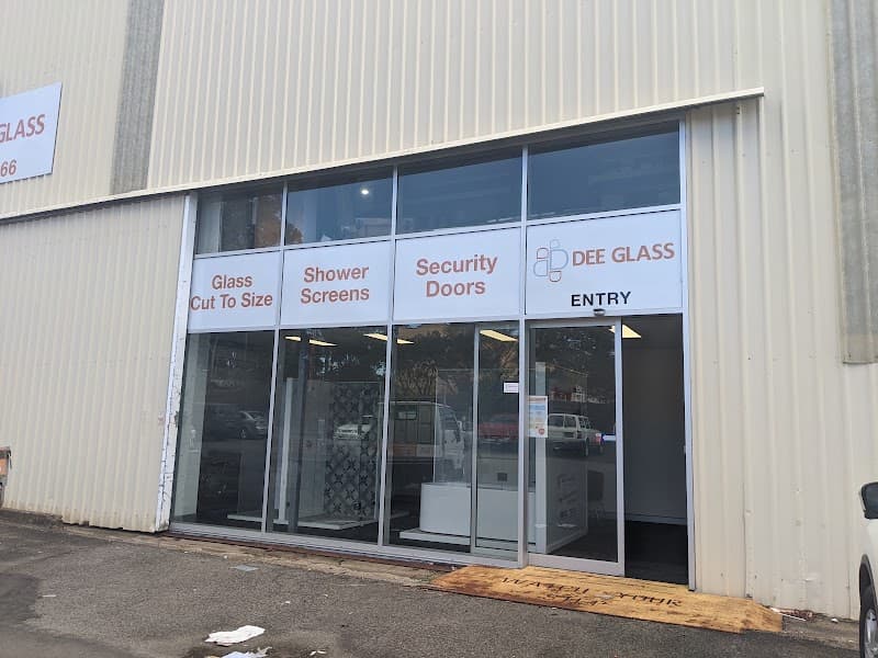 Dee Glass glass & glazier work in Metford
