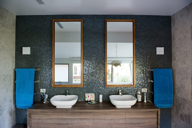 Dejan Petreski Tiling Brisbane tiling work in Keperra