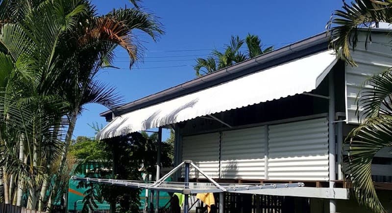 Deluxe Shutters & Blinds curtains & blinds work in Mackay