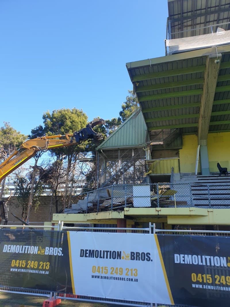 Demolition Bros demolition work in Riverwood