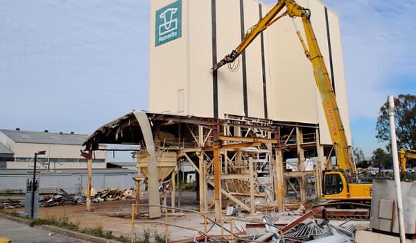 Demolition Solutions demolition work in Burleigh Heads