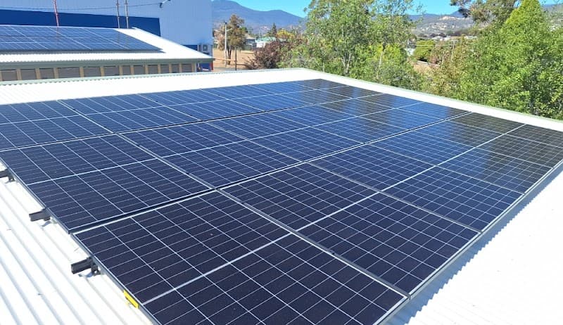 Derwent Electrical solar panel installation work in Goodwood