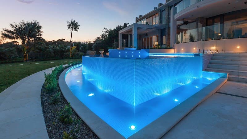 Design Pools pool builder work in Blakehurst