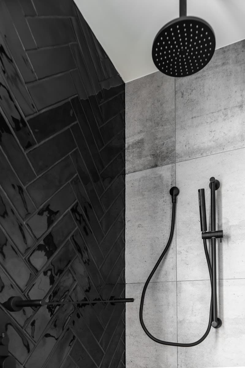 Dezine bathroom renovation work in South Launceston