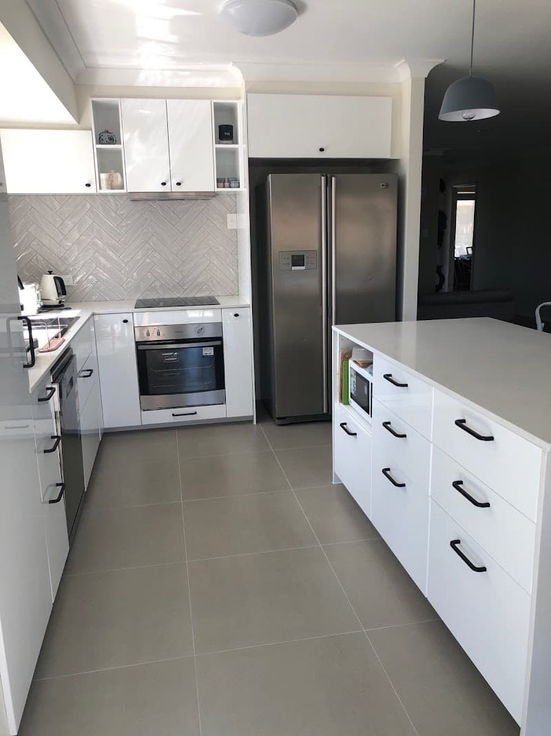 DHR Building Services carpentry work in Meadowbrook