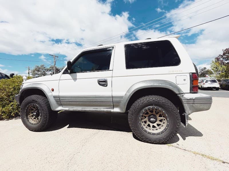 Diamond Window Tints window tinting work in Phillip