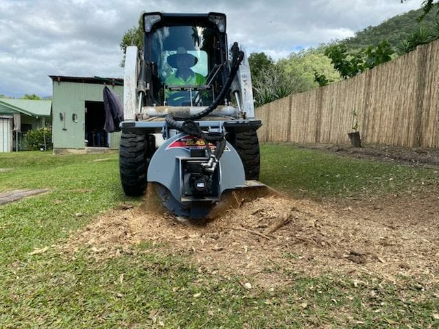 Dig Deep FNQ demolition work in Gordonvale