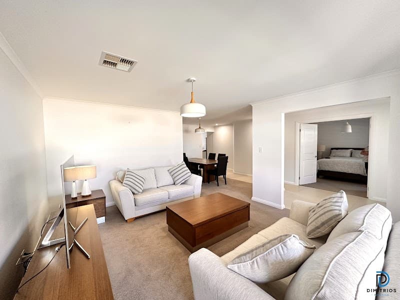 Dimitrios Painting painter work in Mawson Lakes