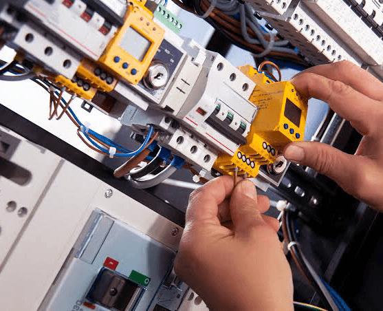 Direct Connect Electrical Contracting & Air Conditioning - Electrician Bunbury electrician work in South Bunbury