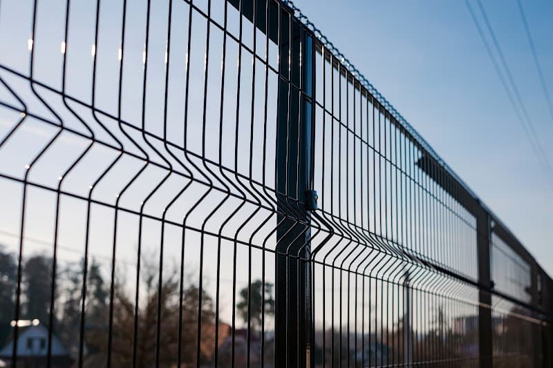 Discount Fencing Geelong fencing work in Moolap