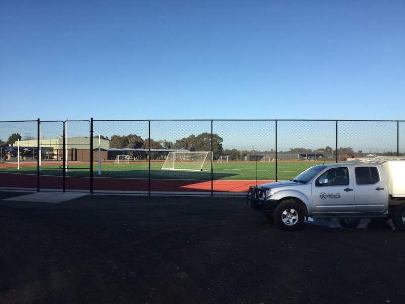 Discount Fencing Geelong fencing work in Moolap