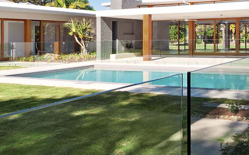 Discount Glass glass & glazier work in Kuluin