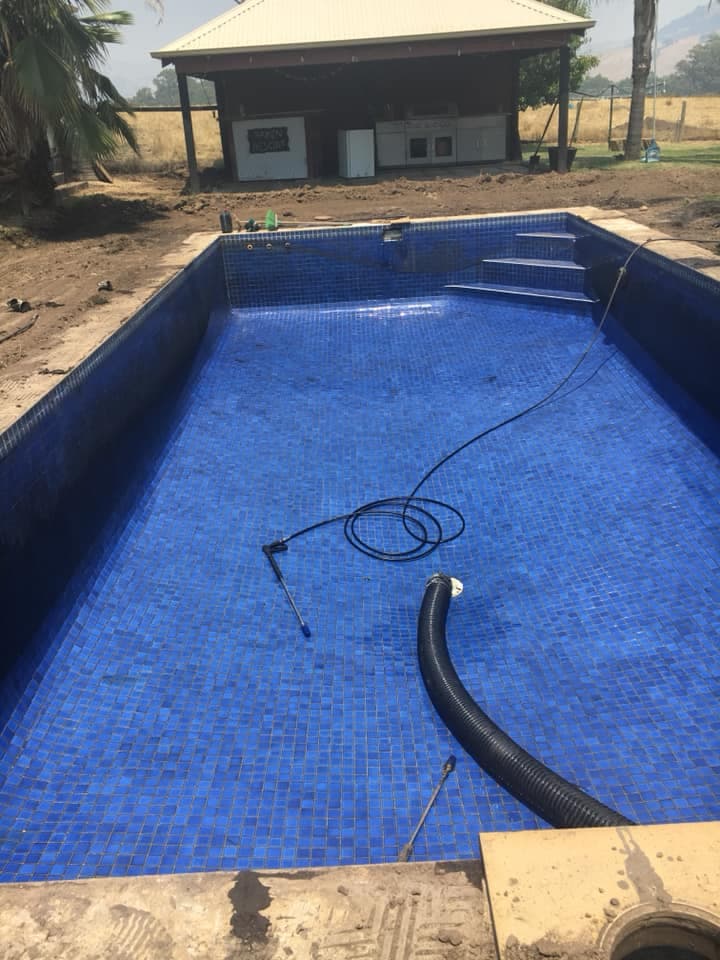 Diverse Poolcare pool maintenance work in West Wodonga